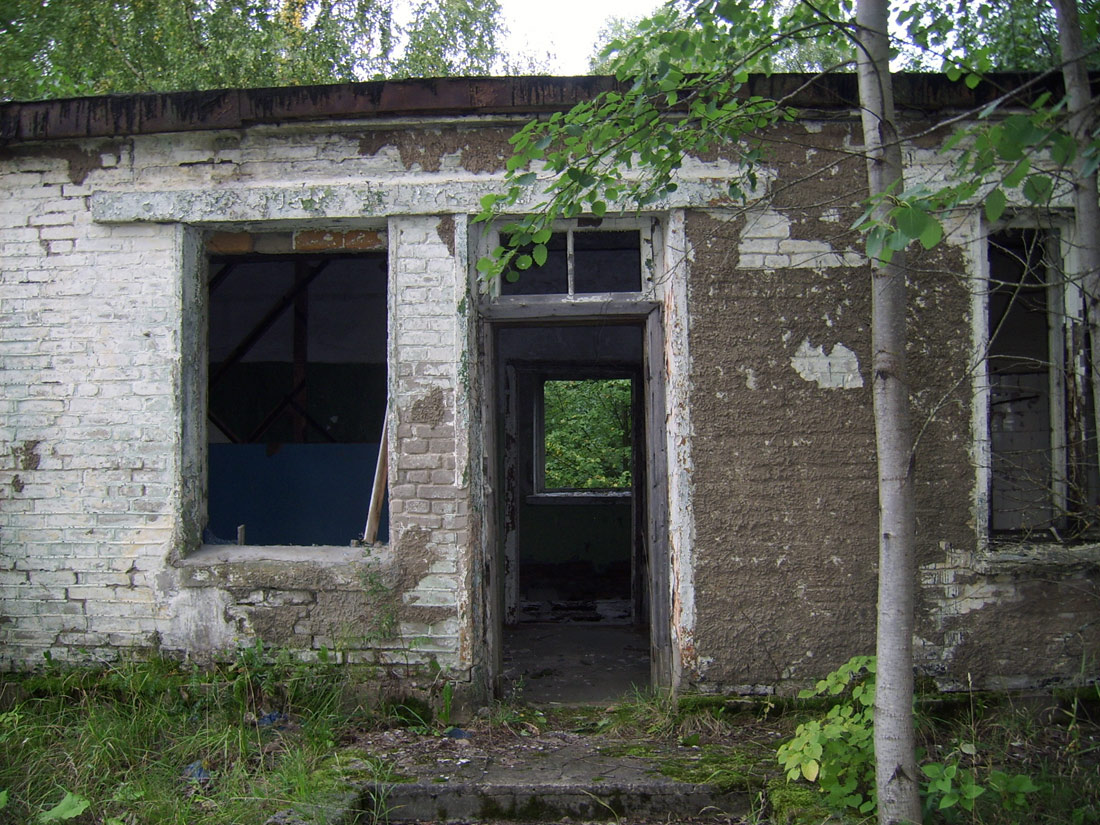 Tartu, Raadi sõjaväelennuväli, Адм. здание 2