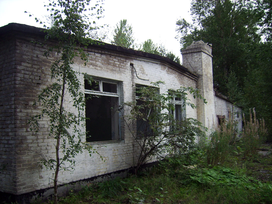 Тарту, Raadi sõjaväelennuväli, Адм. здание 1
