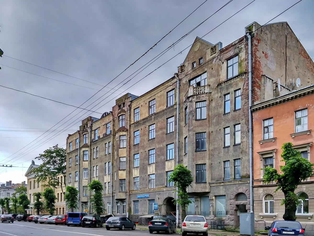 Vyborg, Ленинградский проспект, 9