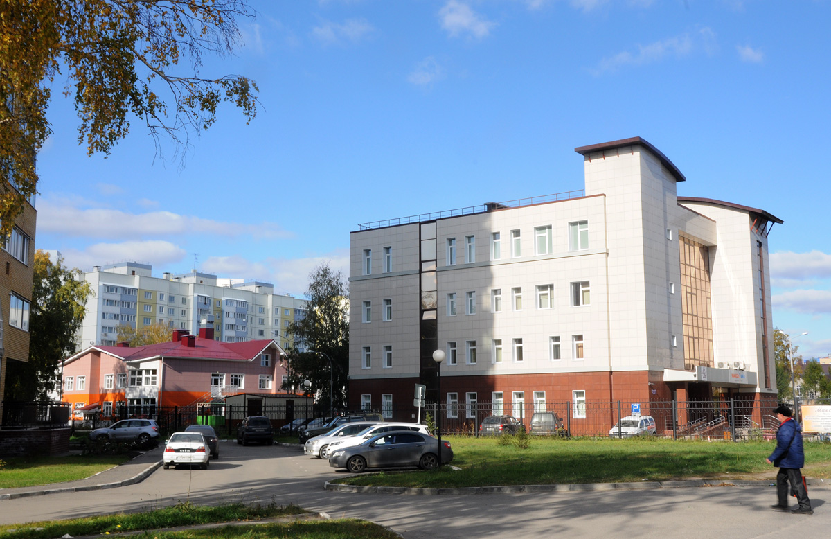Омск, Улица Ватутина, 22/2; Улица Ватутина, 22