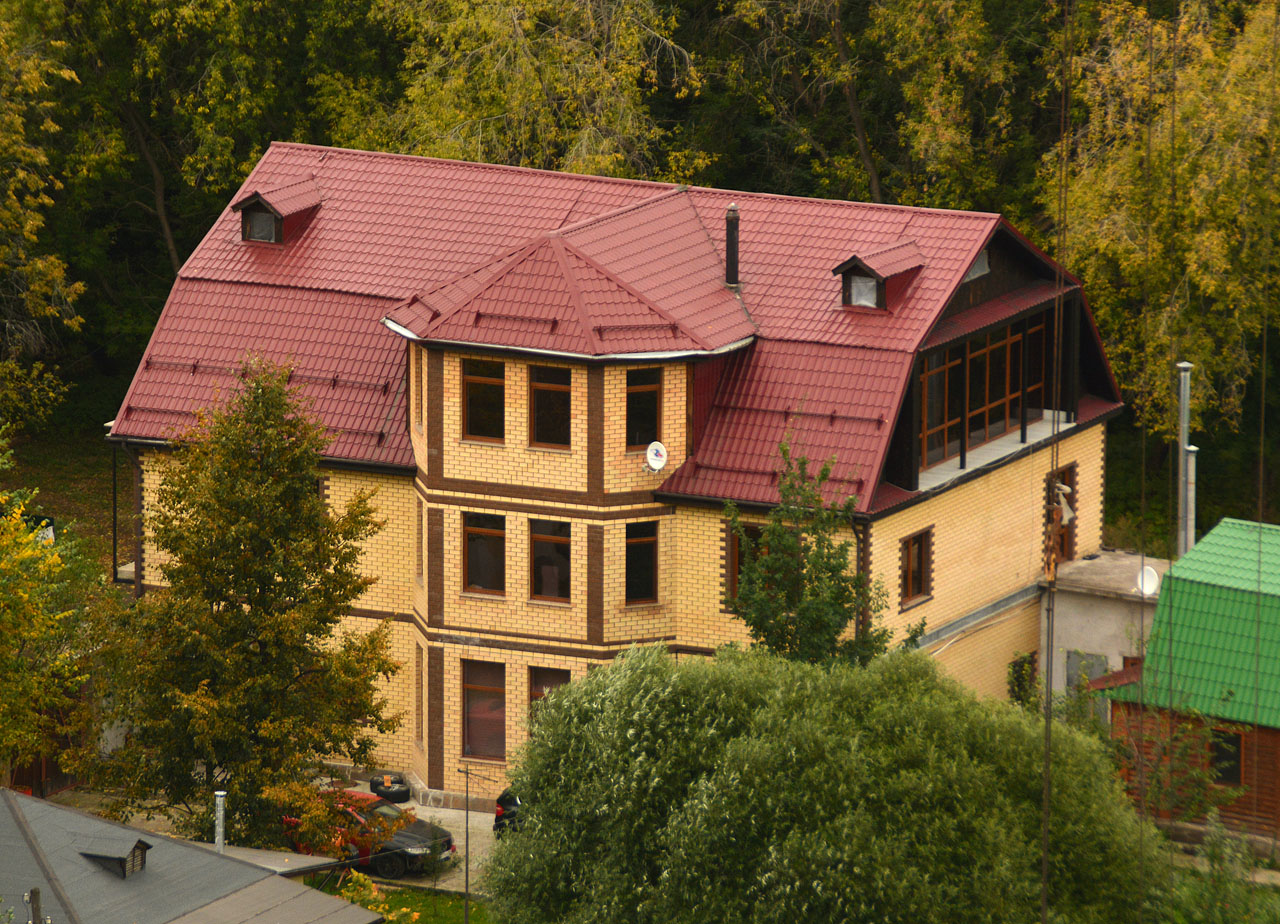 Пермь, Луньевская улица, 1