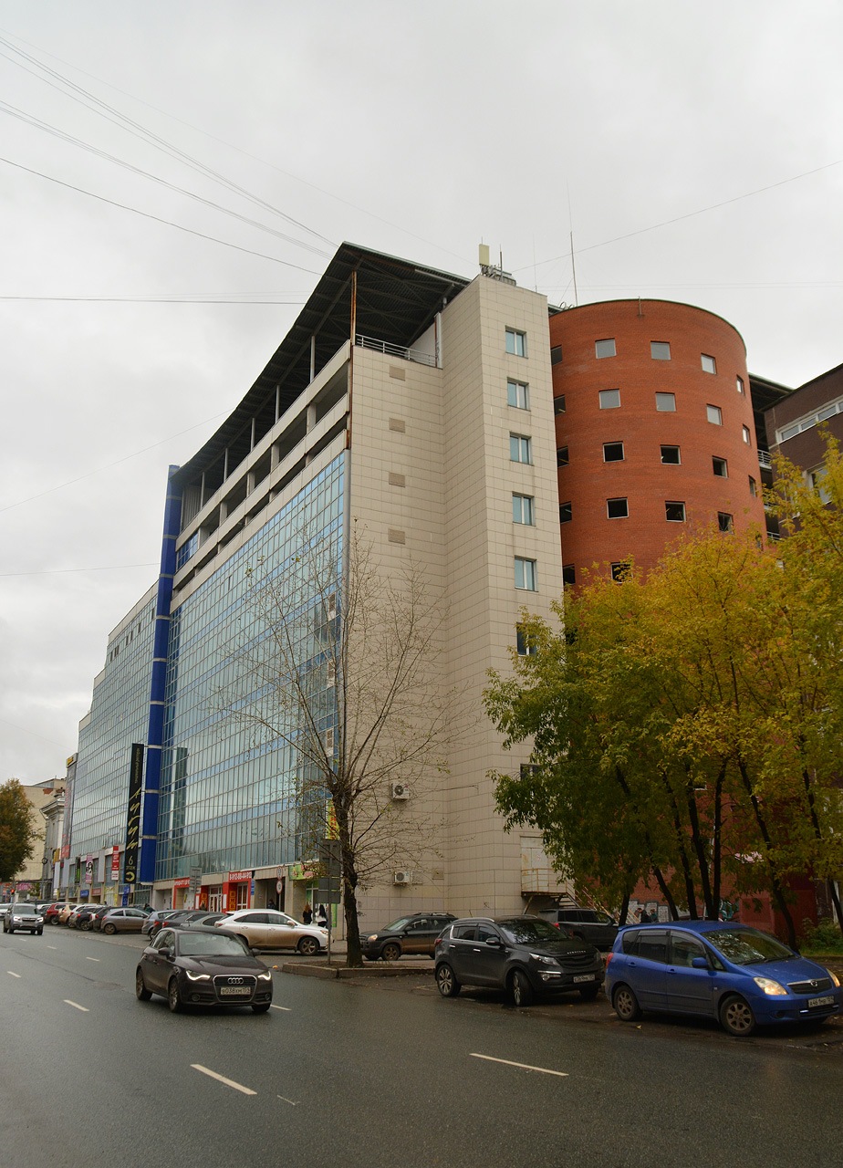 Perm, Улица Куйбышева, 37