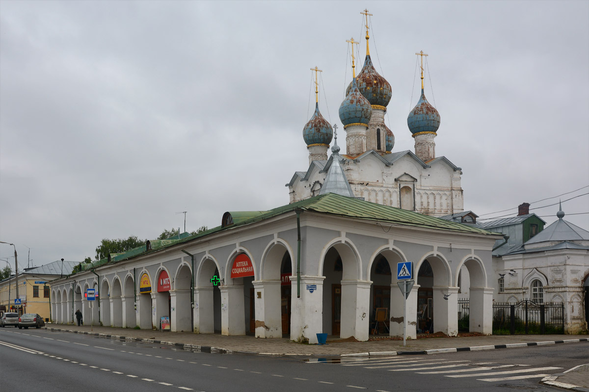 Ростов, Улица 50 лет Октября, 4 / Улица Маршала Алексеева, 3