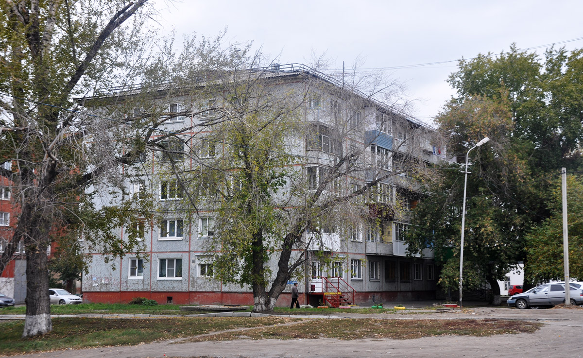 Омск, Улица 7-я линия, 180