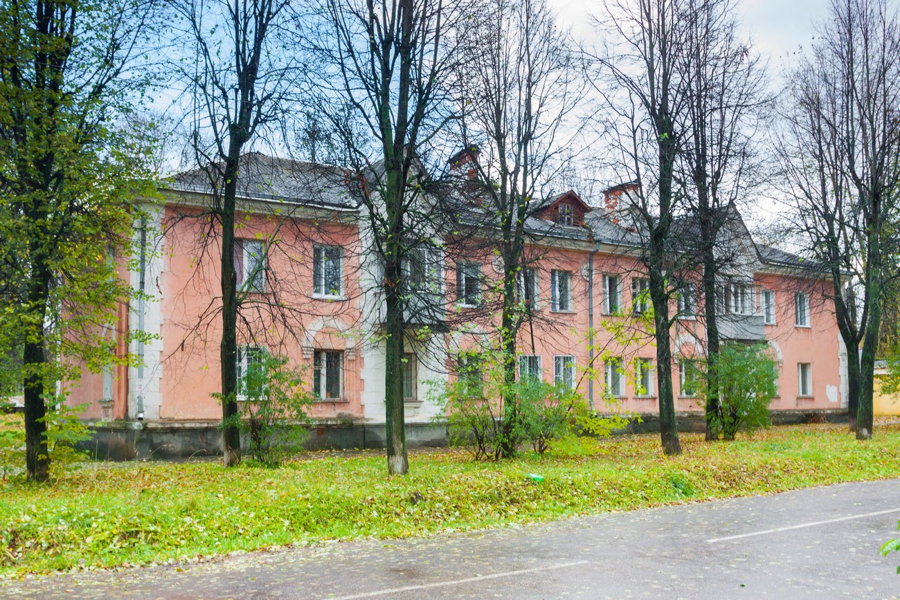 Глазов, Школьная улица, 5