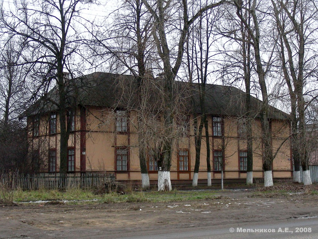 Иваново, Улица Красных Зорь, 15 / Амбулаторный переулок, 1