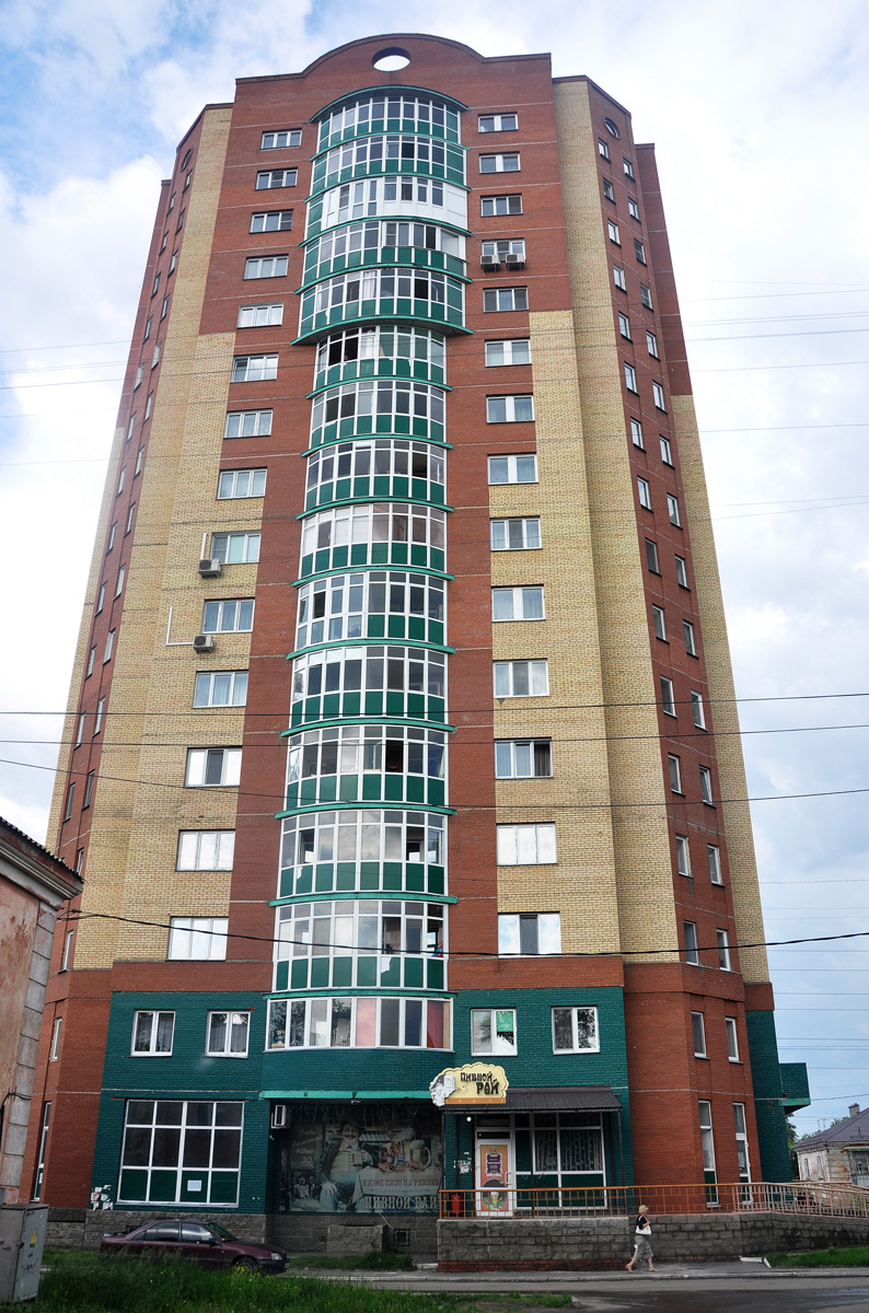Омск, Улица 9-я линия, 195