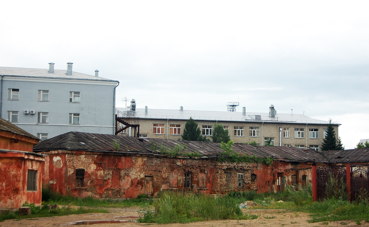 Omsk, Партизанская улица, 5А Арсенал для запасного оружия