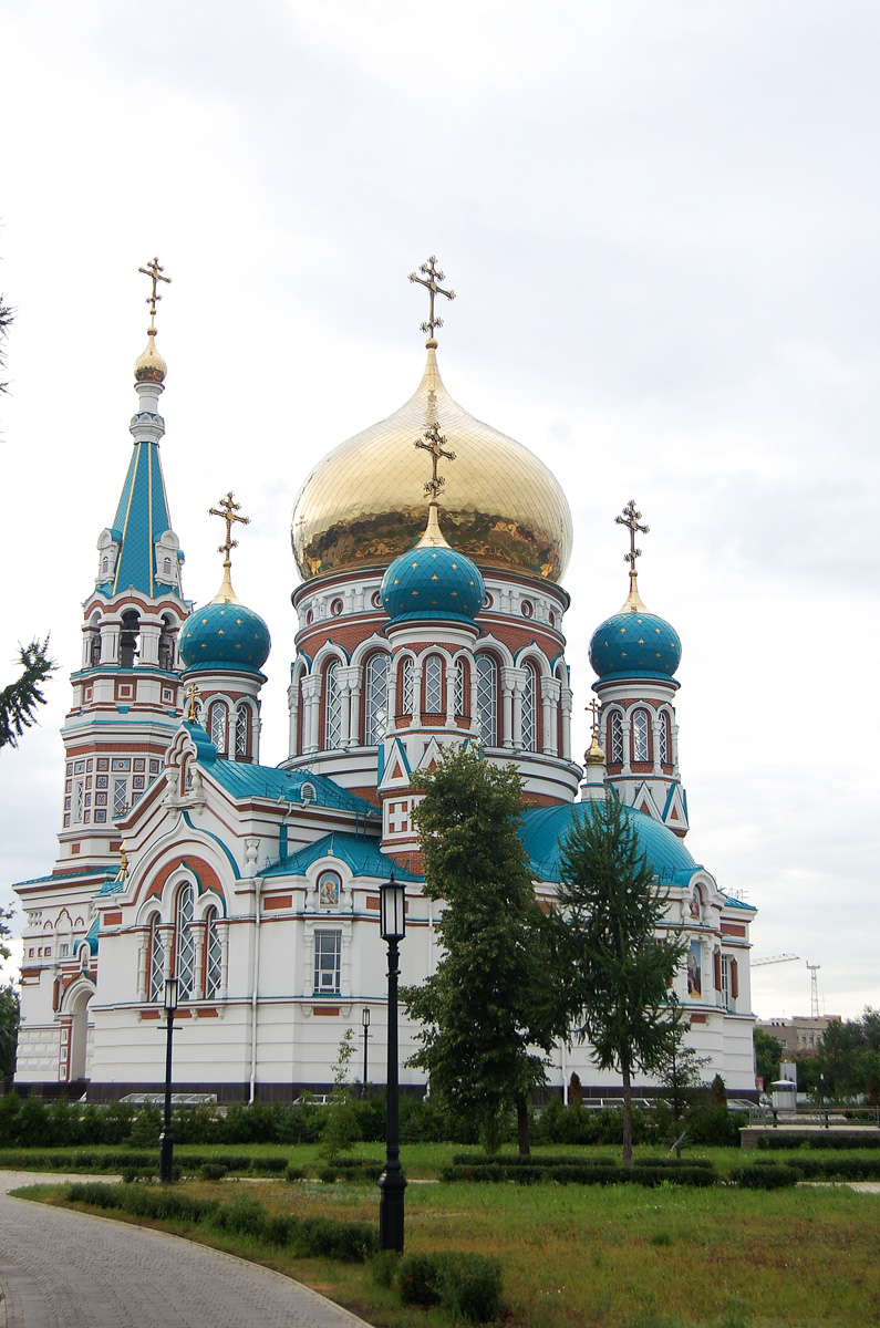 Омск, Тарская улица, 7 / Интернациональная улица, 12