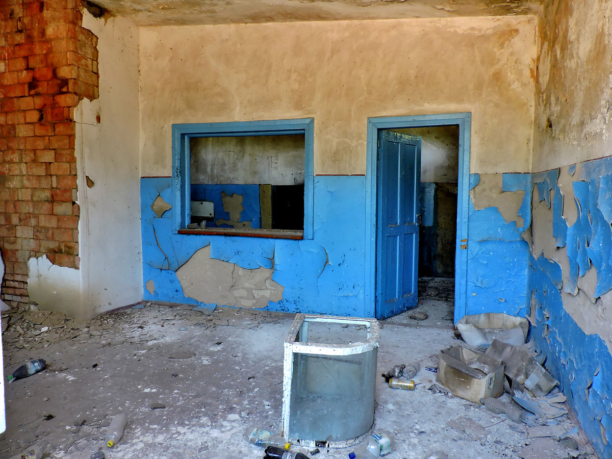 Боровая, Привокзальная улица, 14*