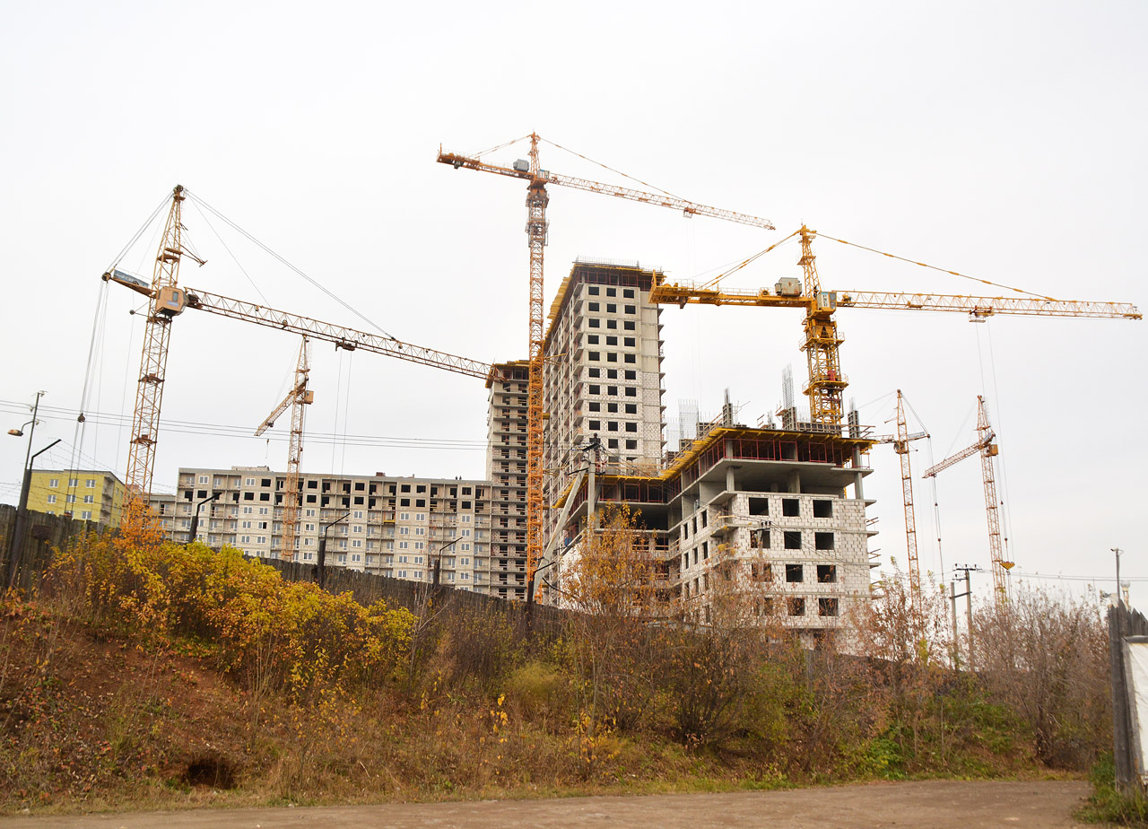 Пермь, Улица Красные Казармы, 67; Улица Красные Казармы, 68