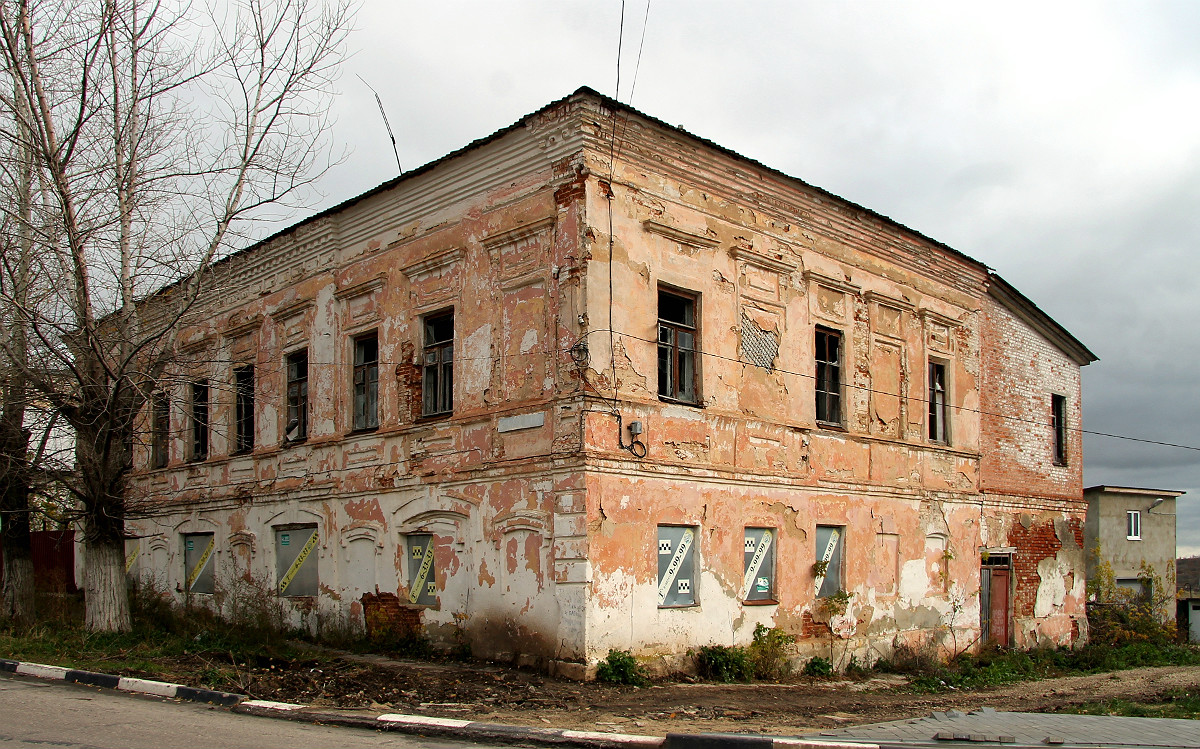 Ефремов, Красная площадь, 15