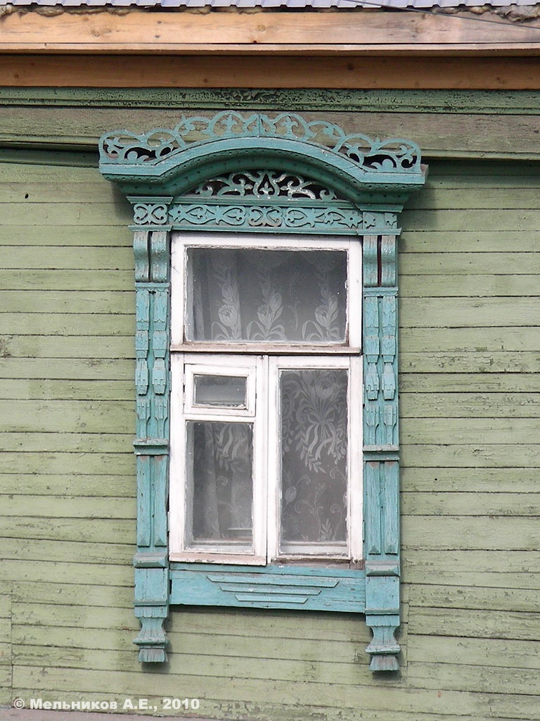 Иваново, Улица Бубнова, 35. Резные наличники