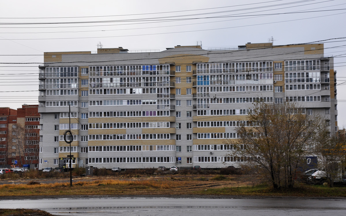 Omsk, Улица Игоря Мишина, 4