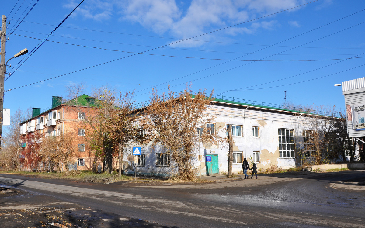 Омск, улица суровцева, 49 / Улица 12 Декабря, 66; Улица 12 Декабря, 68