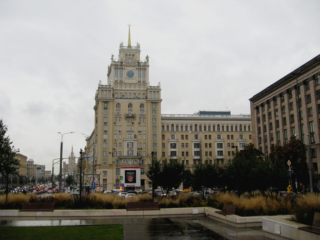 Москва, Большая Садовая улица, 5 / 2-я Брестская улица, 1