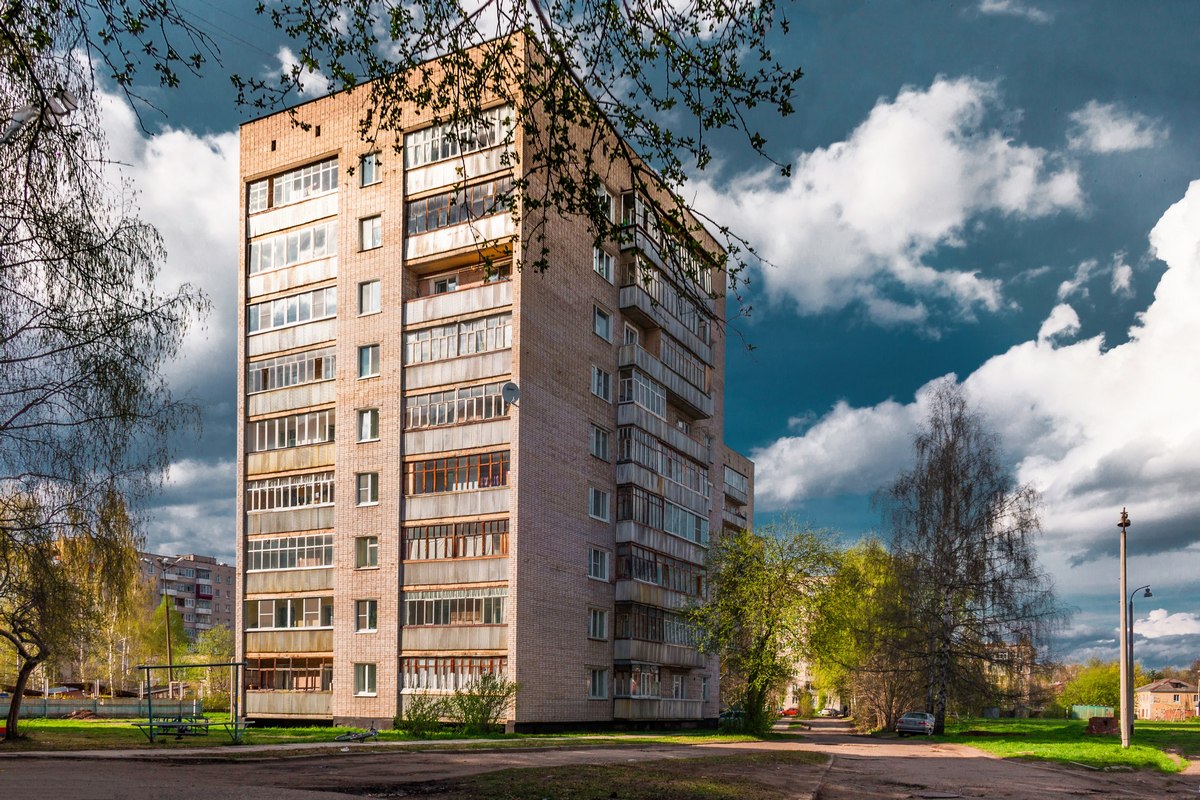 Глазов, Проезд Монтажников, 11