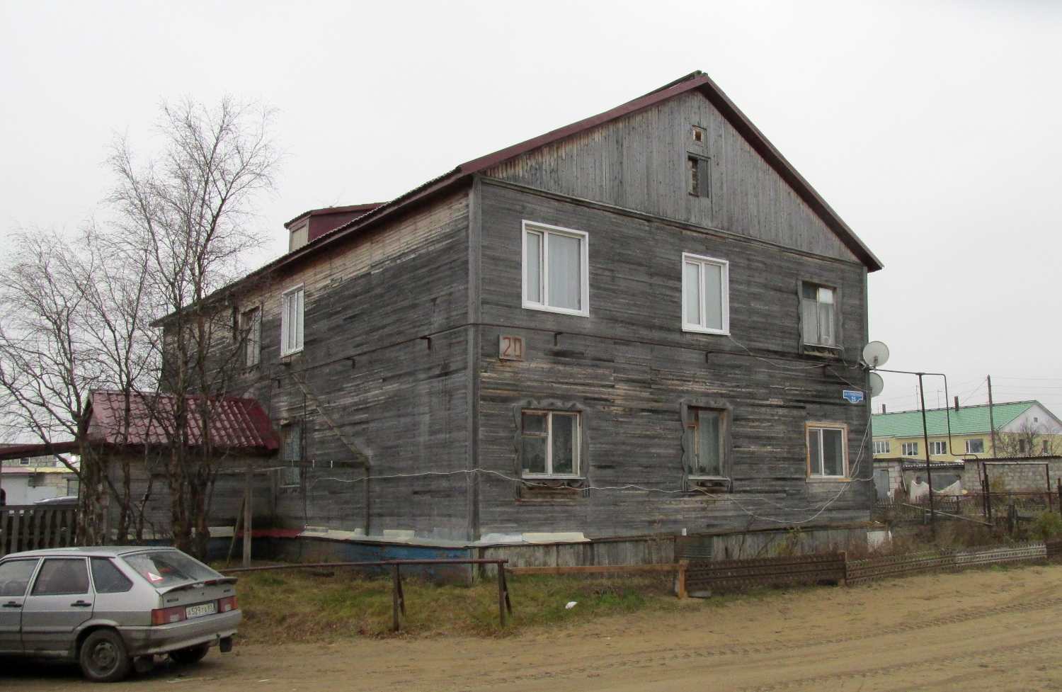 Искателей, Улица Строителей, 20