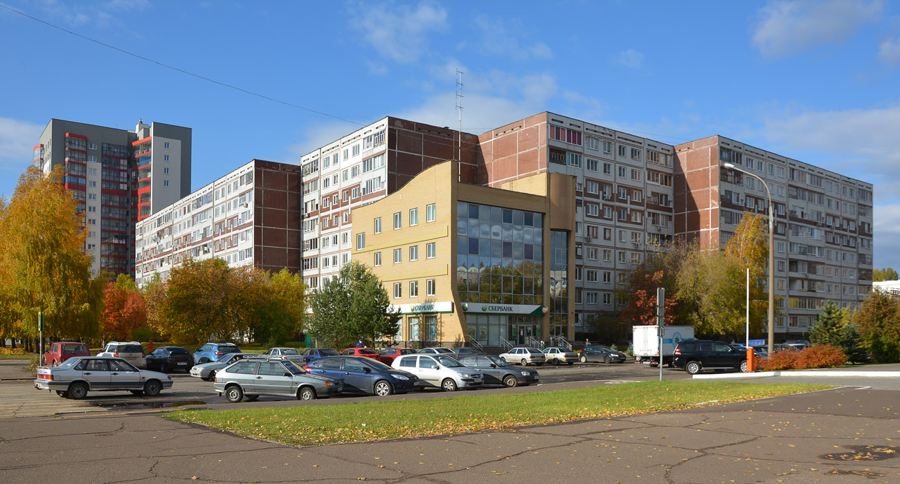 Набережные Челны, Улица Шамиля Усманова, 23 / Проспект Дружбы Народов, 36; Улица Шамиля Усманова, 23А
