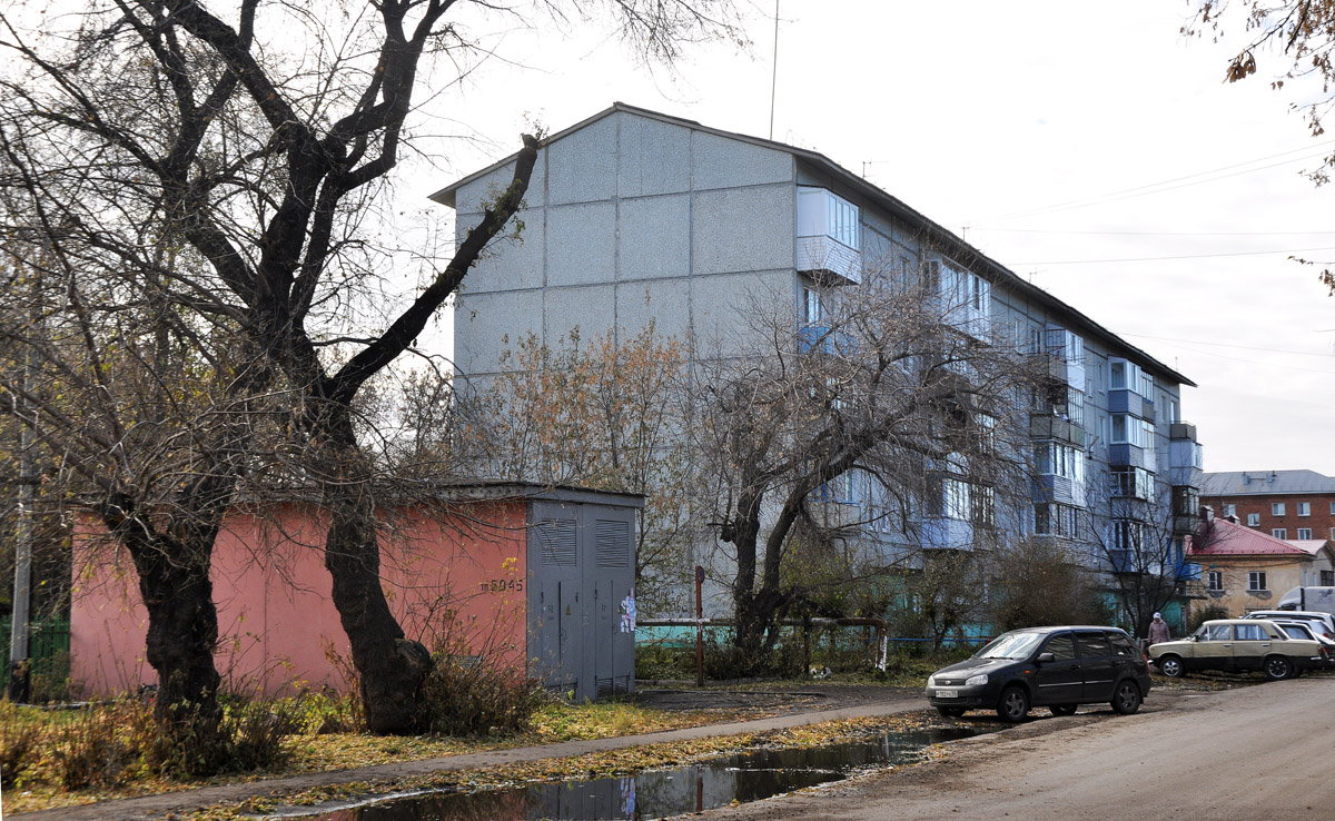 Омск, Улица Суровцева, 100; Улица Суровцева, 100 *