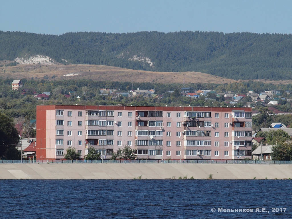 Хвалынск, Красноармейская улица, 107