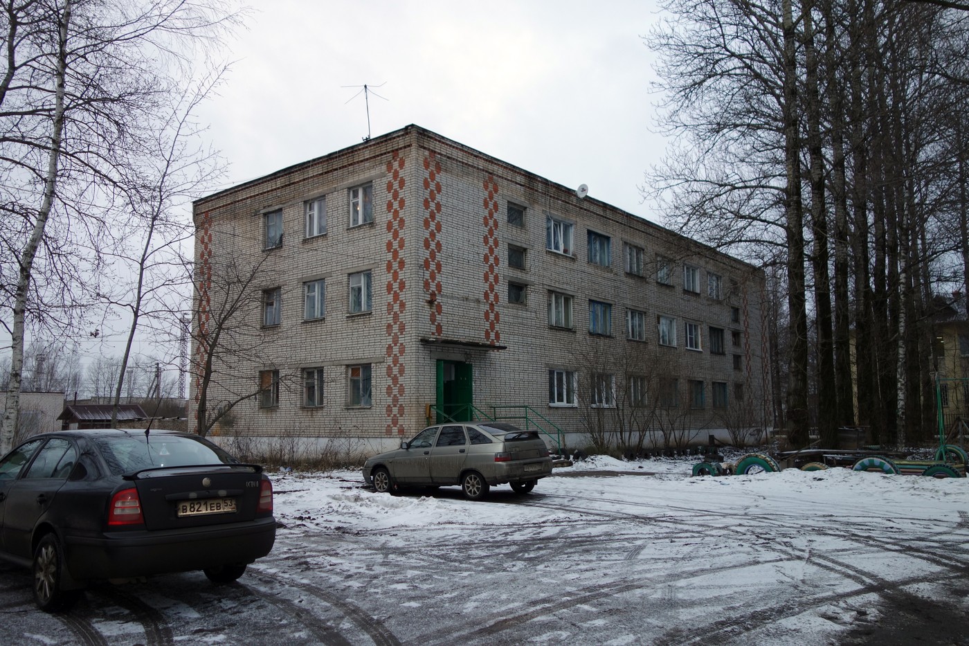 Парфино, Улица Карла Маркса, 48