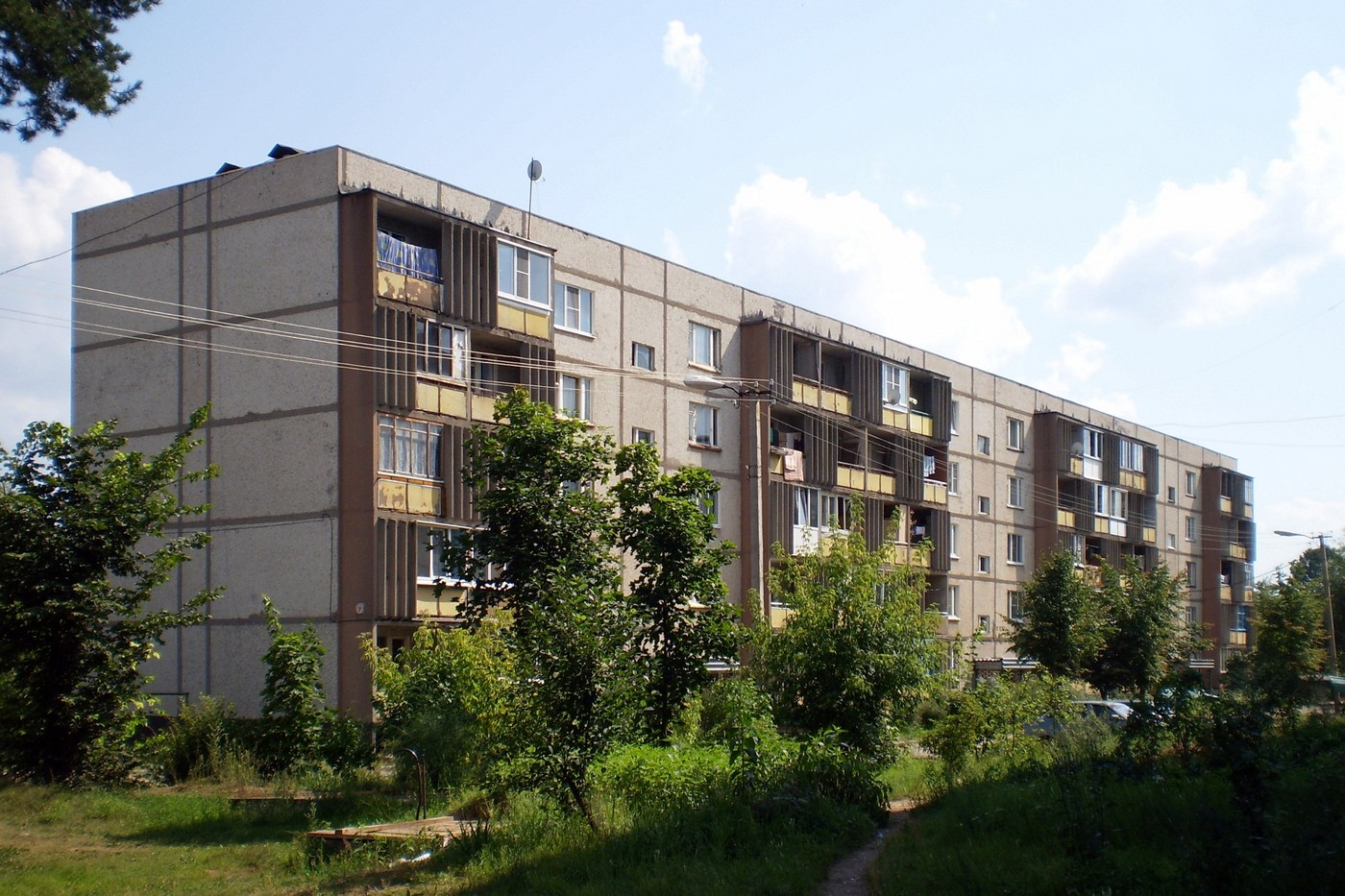 Пестово, Улица Серова, 7
