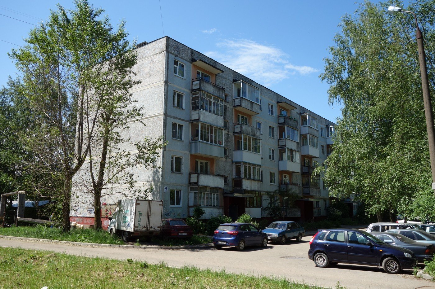 Смоленск, Улица Петра Алексеева, 26