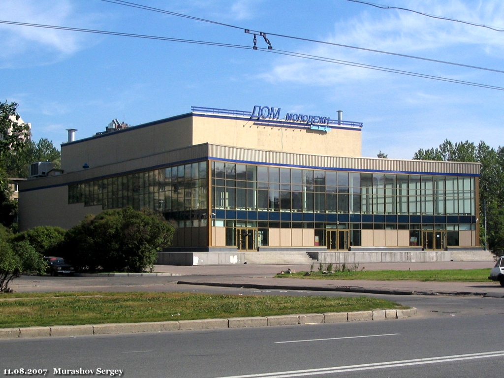 Санкт-Петербург, Новоизмайловский проспект, 48