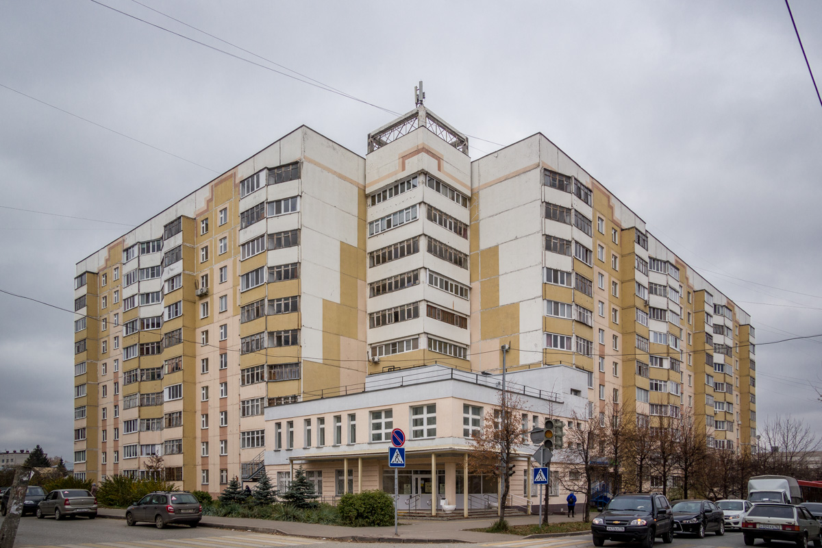 Kaasan, Улица Челюскина, 33 / Улица Максимова, 56