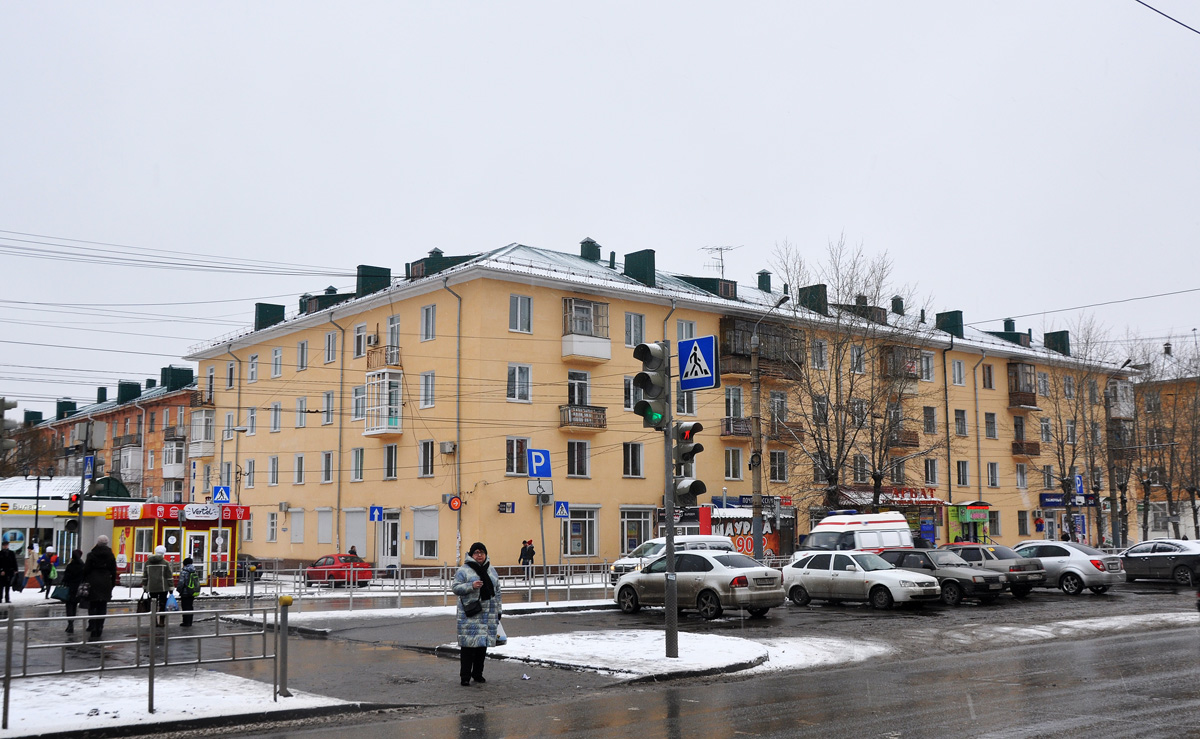 Омск, Проспект Мира, 31 / Проспект Культуры, 5