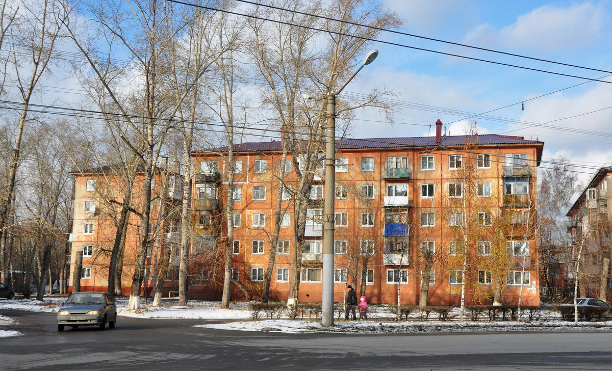 Омск, Космический проспект, 69; Космический проспект, 67