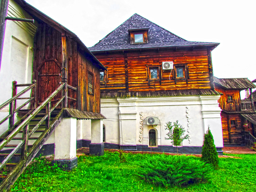 Новгород-Северский, Улица Пушкина, 1