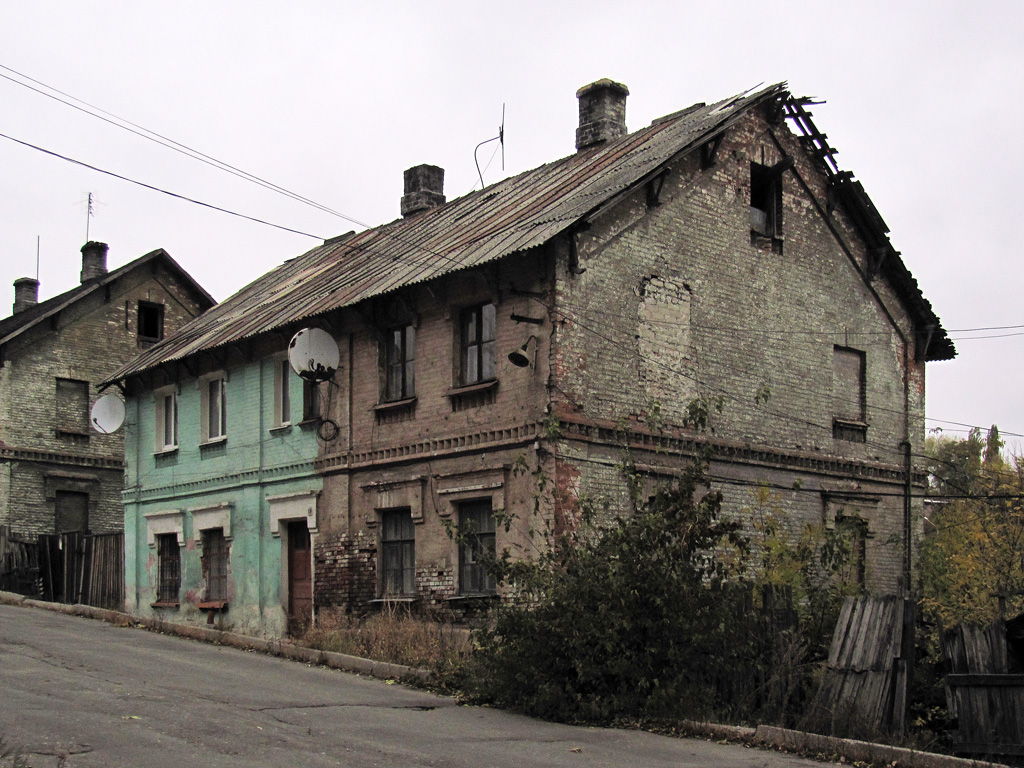 Лисичанск, Улица Владимира Сосюры, 16