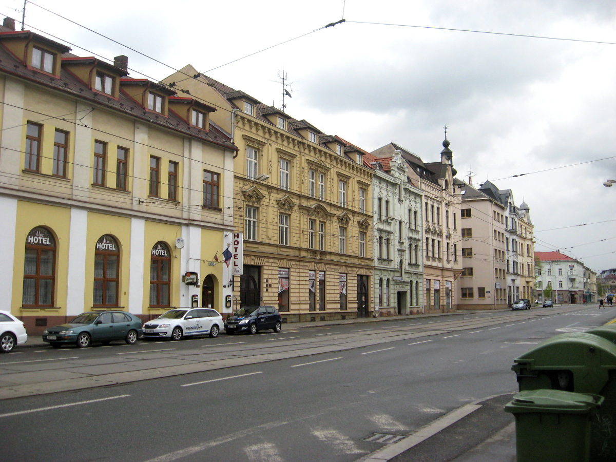 Острава, Nádražní, 184; Nádražní, 182