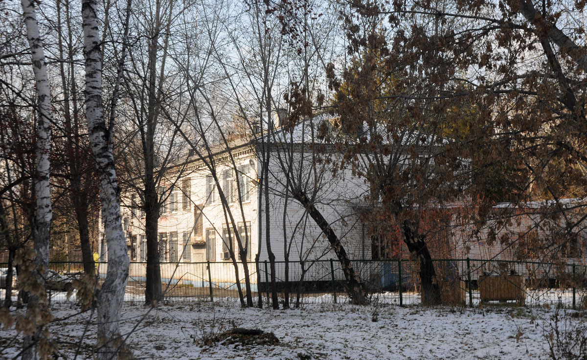 Омск, Улица Петра Осминина, 24