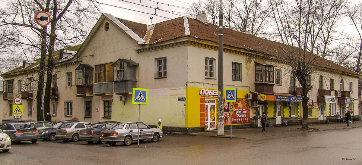 Уфа, Кольцевая улица, 64 / Улица Рыбакова, 15