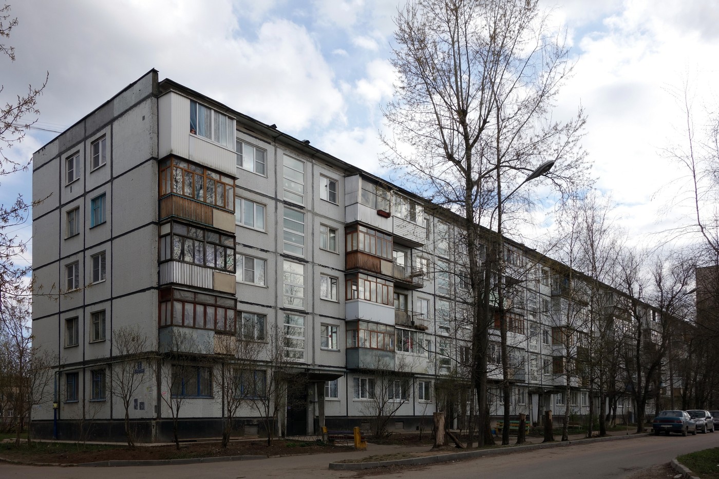 Великий Новгород, Октябрьская улица, 2 корп. 1