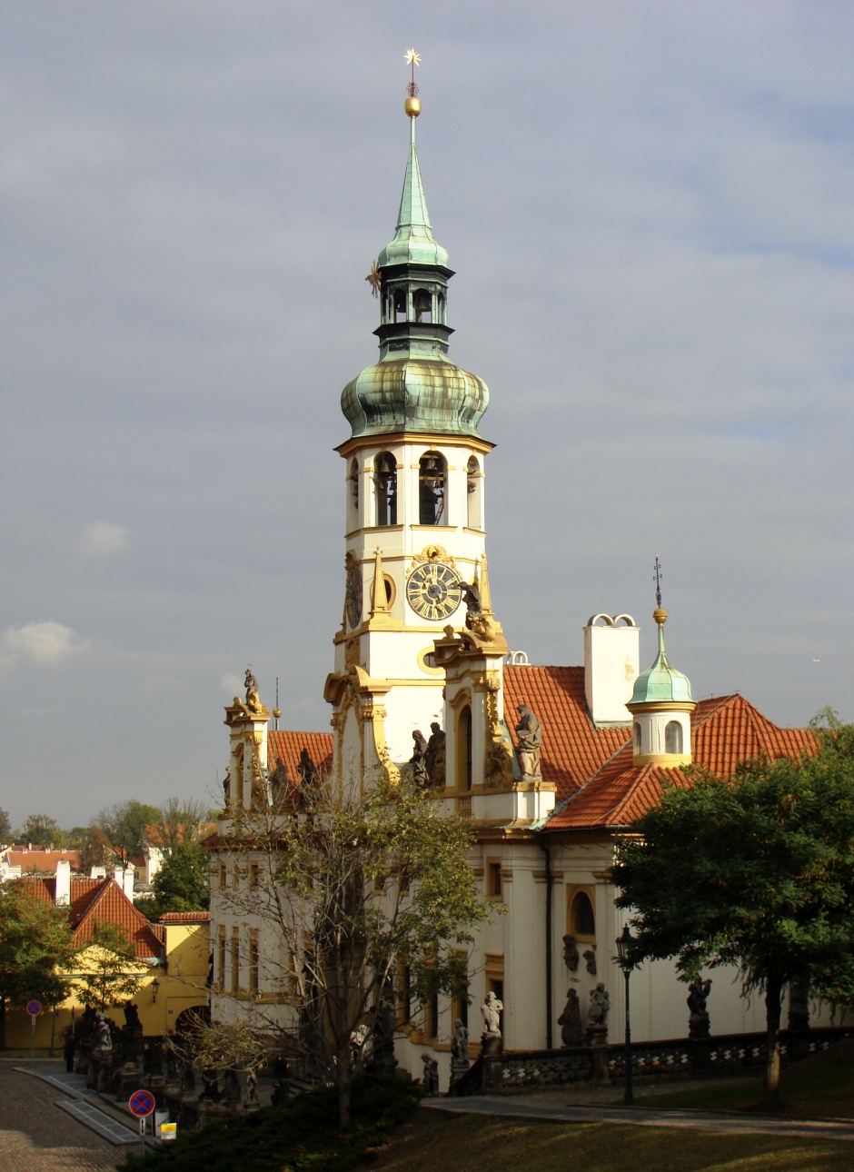 Прага, Loretánské náměstí, 100/7