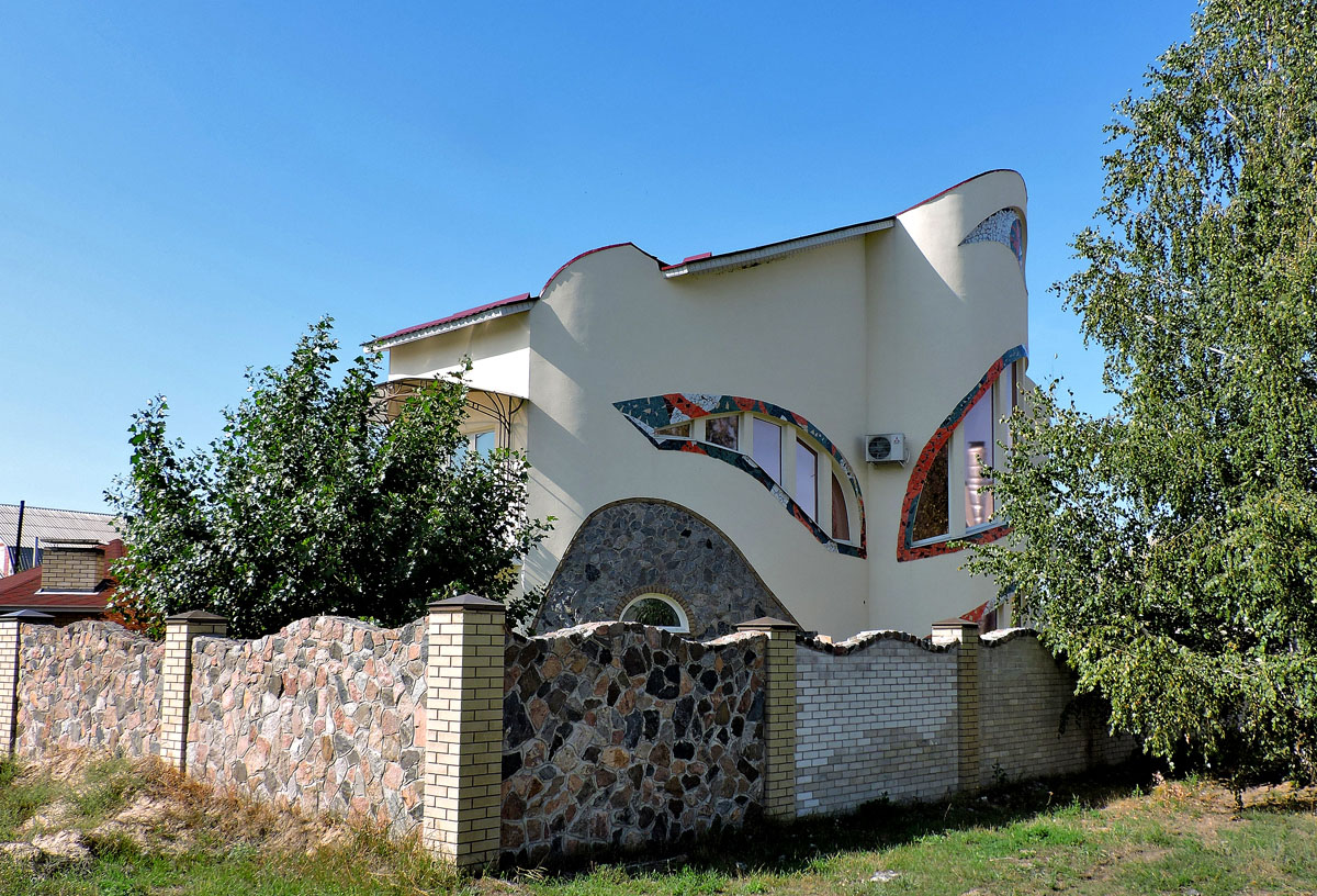 Новопокровка, Широкая улица, 3