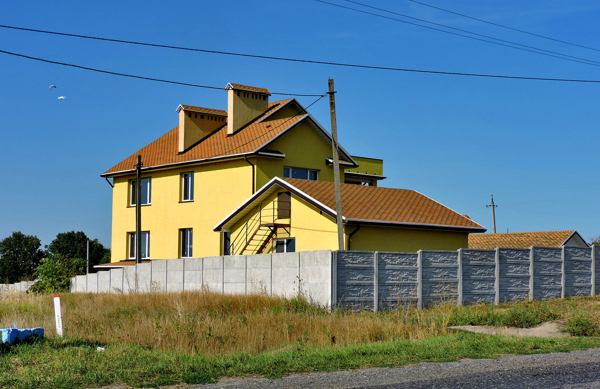 Новопокровка, Центральная улица, ?