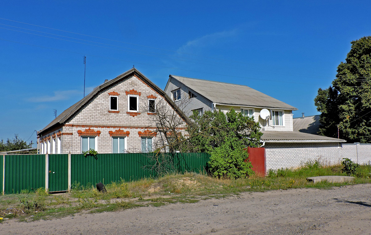 Новопокровка, Широкая улица, 12