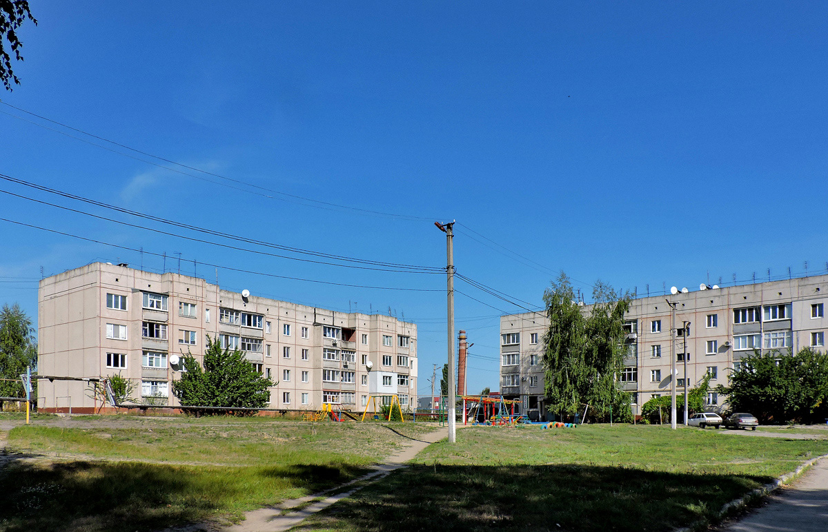 Новопокровка, Улица Весича, 12; Улица Весича, 2