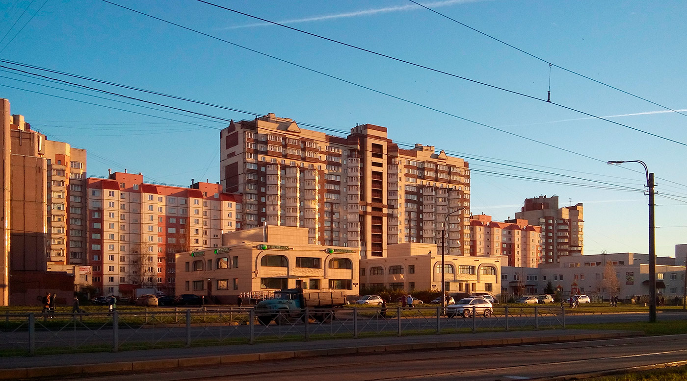 Petersburg, Прибрежная улица, 8 корп. 4; Прибрежная улица, 10; Прибрежная улица, 10 корп. 3; Караваевская улица, 26 корп. 1 (п. 1-2)