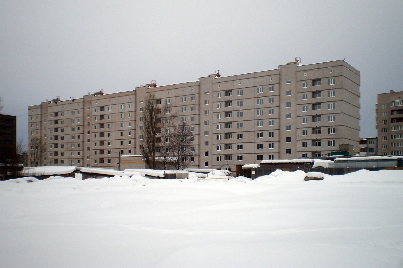 Великий Новгород, Псковская улица, 13; Псковская улица, 13А Великий Новгород, Псковская улица, 13; Псковская улица, 13А