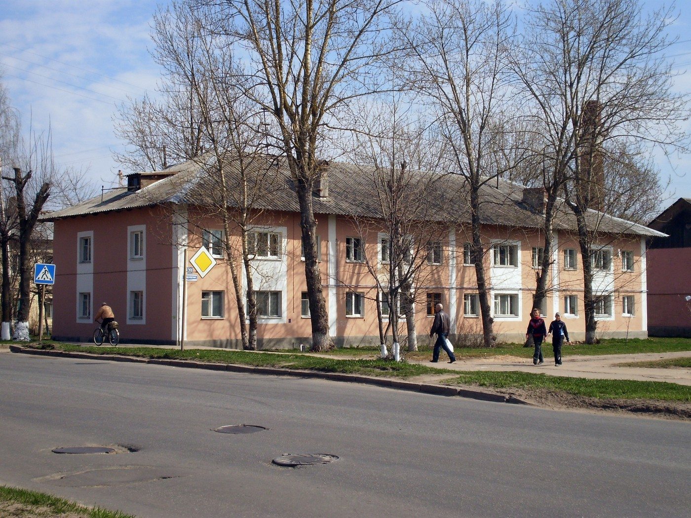 Великий Новгород, Студенческая улица, 23