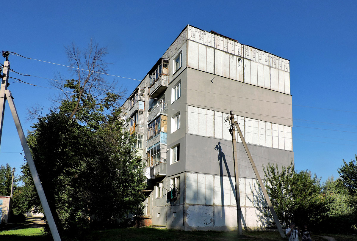 Эсхар, Улица Победы, 2