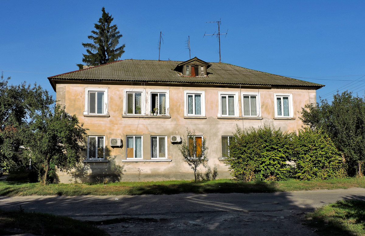 Эсхар, Улица Горького, 14