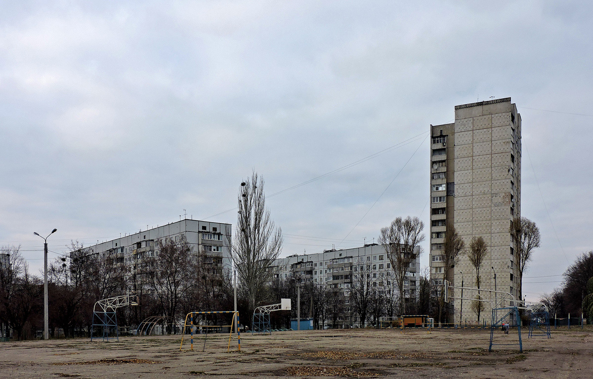 Харьков, Улица Гвардейцев-Широнинцев, 58; Улица Героев Труда, 31А; Улица Гвардейцев-Широнинцев, 54А