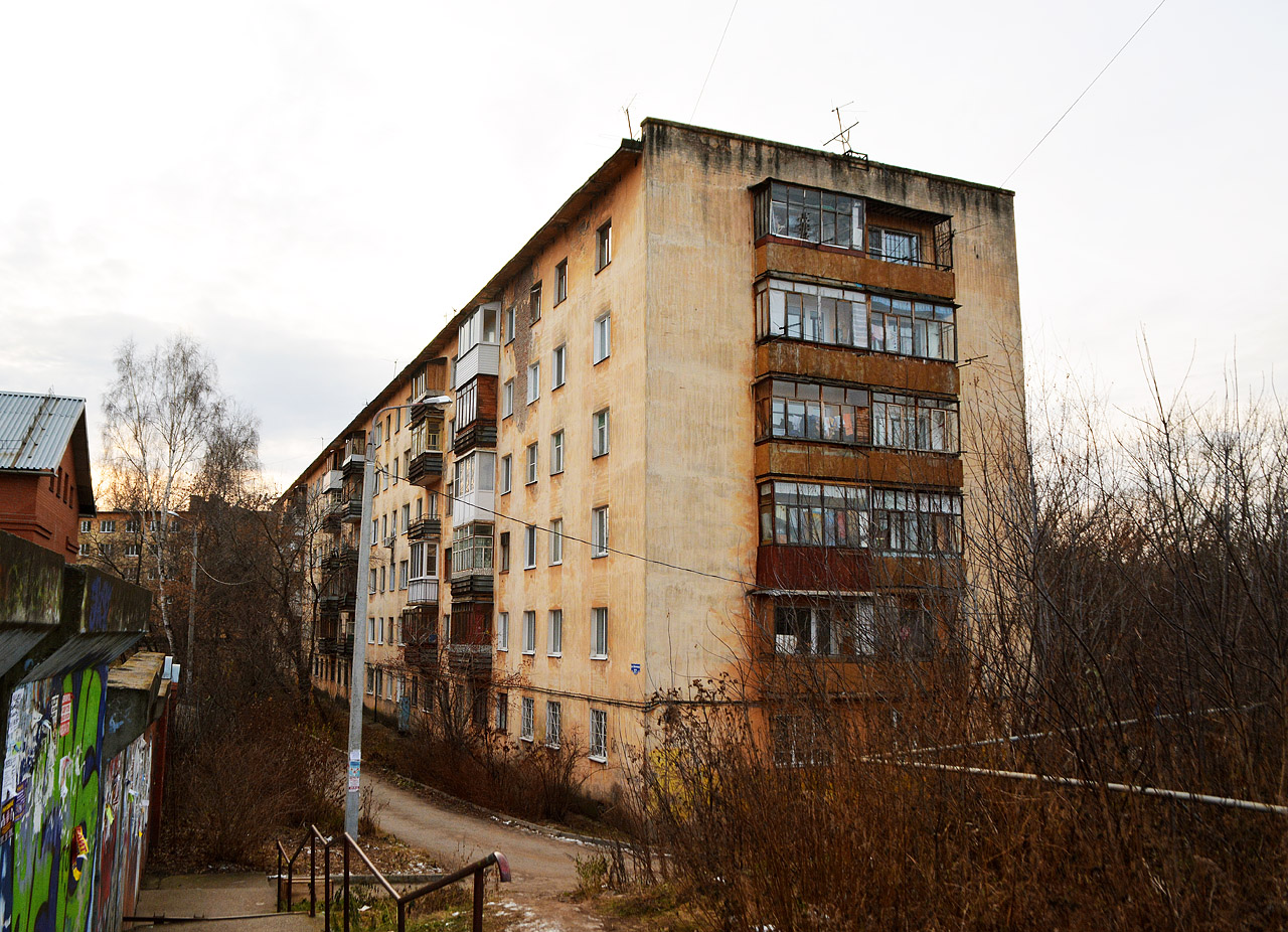 Пермь, Улица Яблочкова, 37